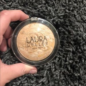 Laura Geller Foundation Powder